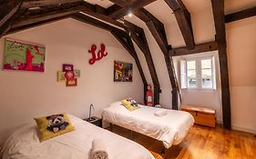 Les Chambres Du 